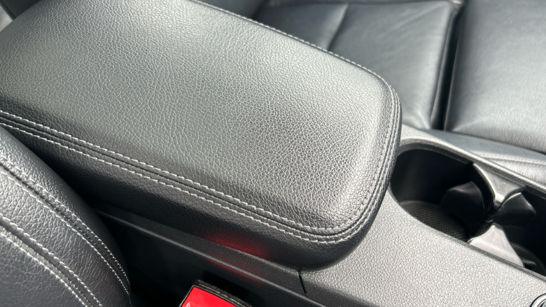 Mercedes-Benz B-Class B200 Exclusive Edition Plus 5dr Petrol Hatchback